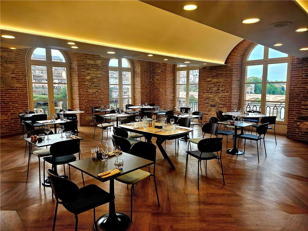 Mercure Bastides 4*