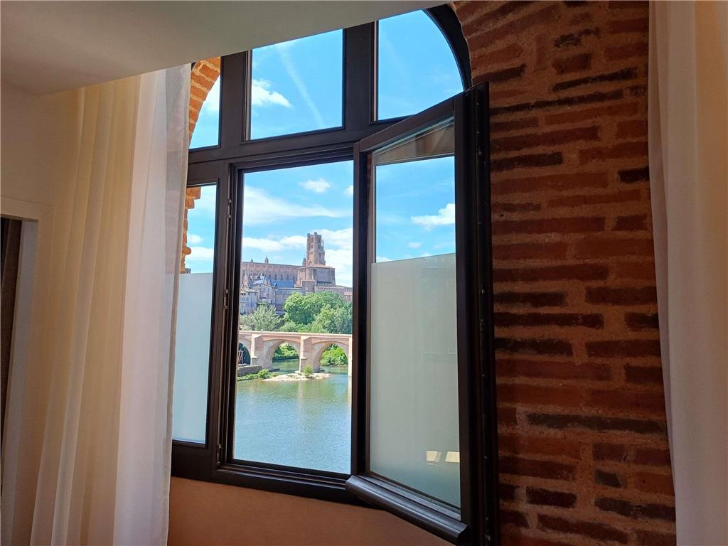 Mercure Bastides