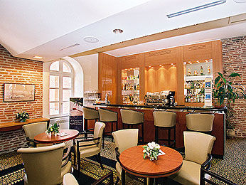 Hotel Mercure Bastides 4*