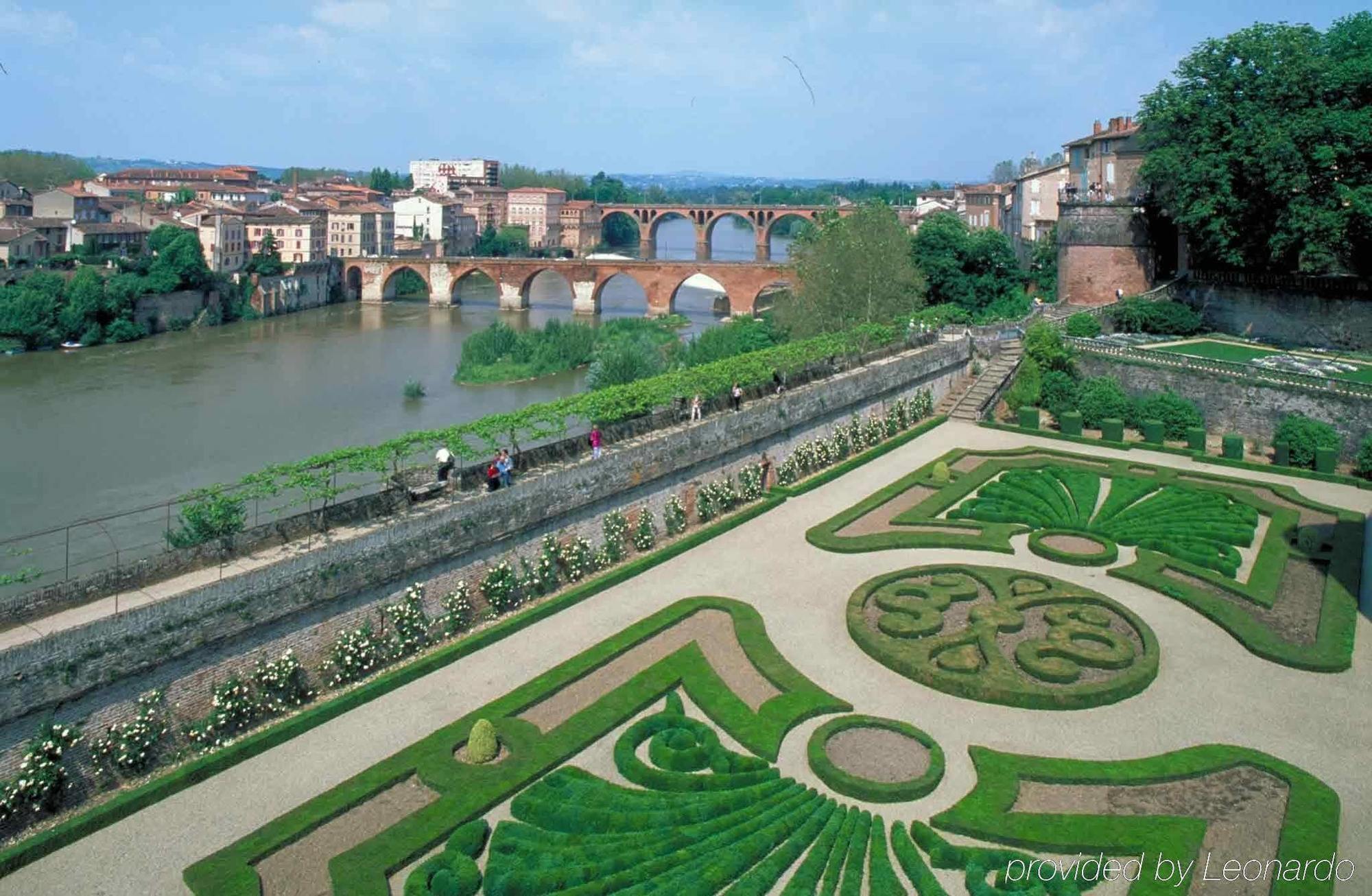 Hotel Mercure Bastides 4*